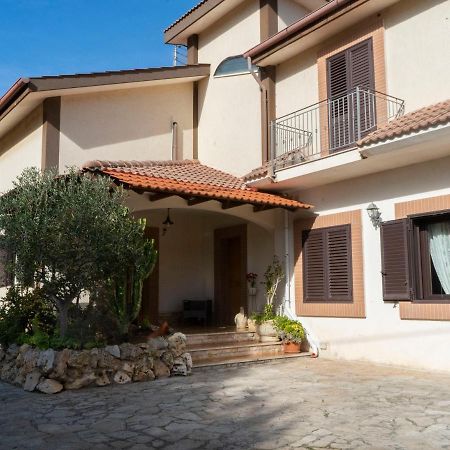 Villa Lina Bed&Breakfast Taranto Exterior photo